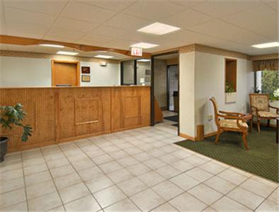 Magnuson Hotel East Syracuse Interior photo